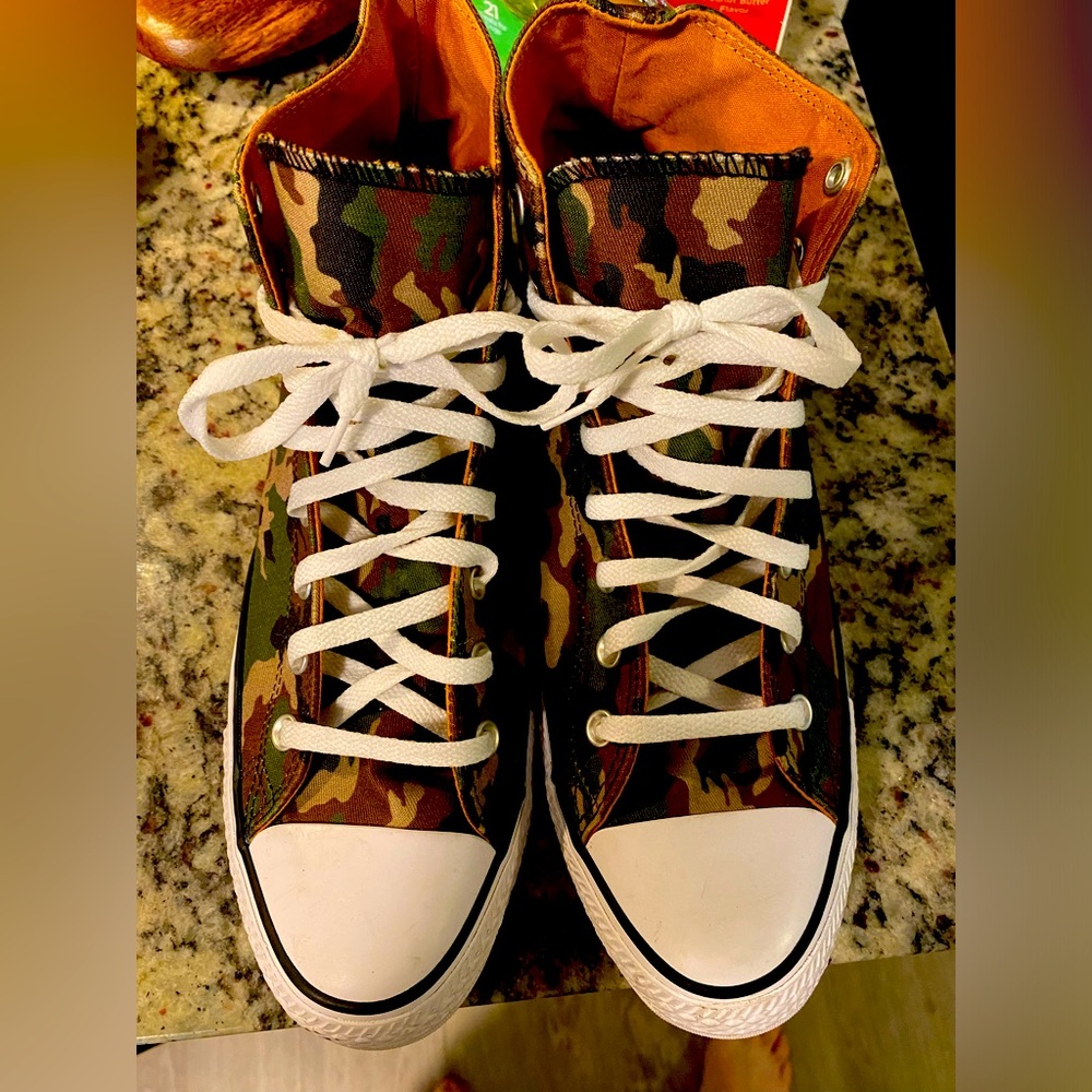 Converse